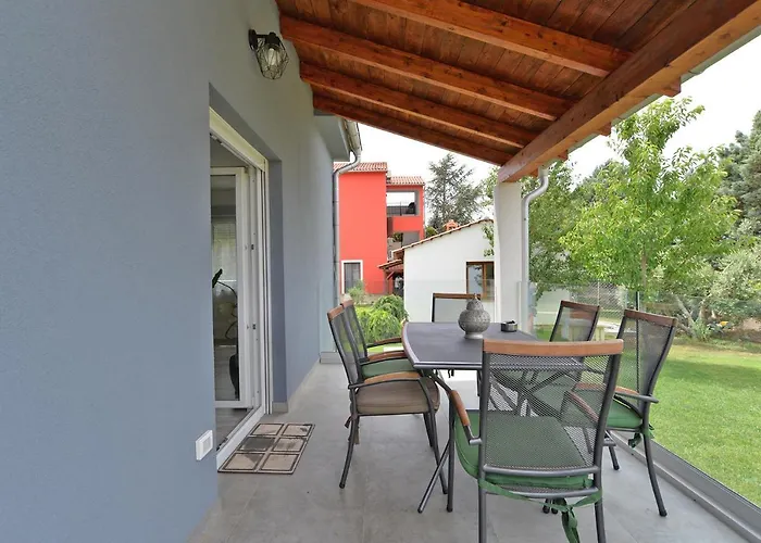 House Mirna 2177 Nyaraló