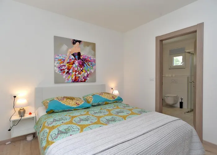 House Mirna 2177 Pula