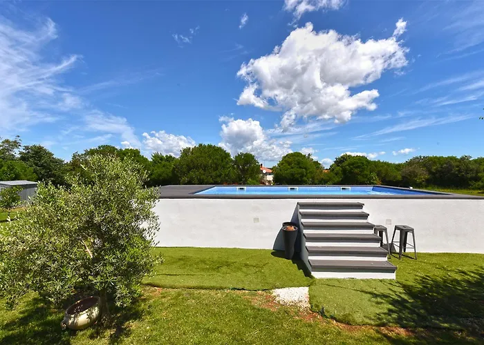 House Mirna 2177 * Pula