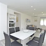 House Mirna 2177