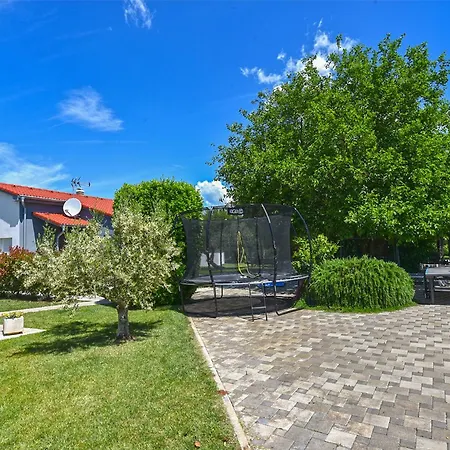 House Mirna 2177 普拉